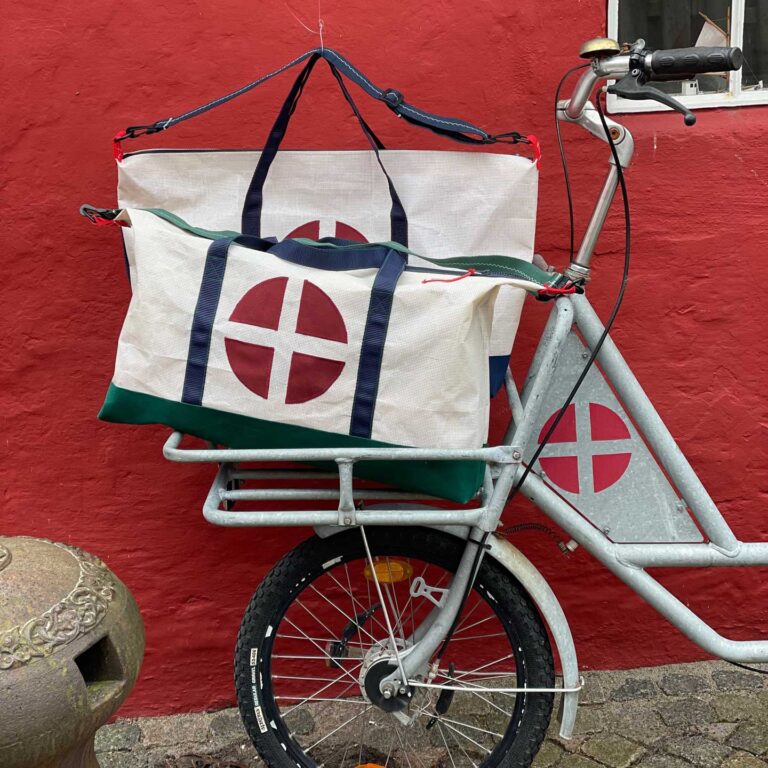 Pose & Sæk sejlertasker opstillet på cykel